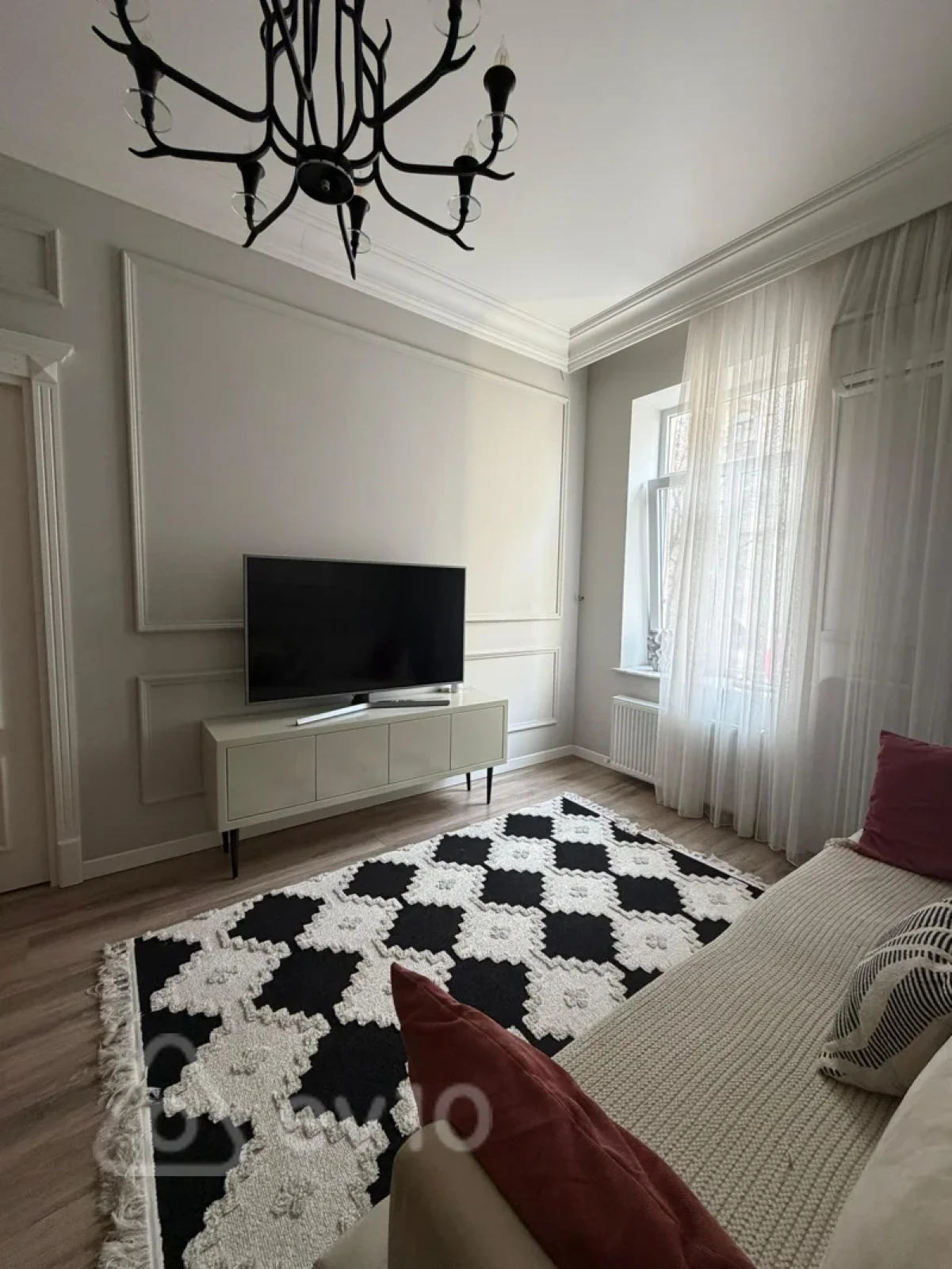 Satılır 2 otaqlı köhnə tikili 55 m²