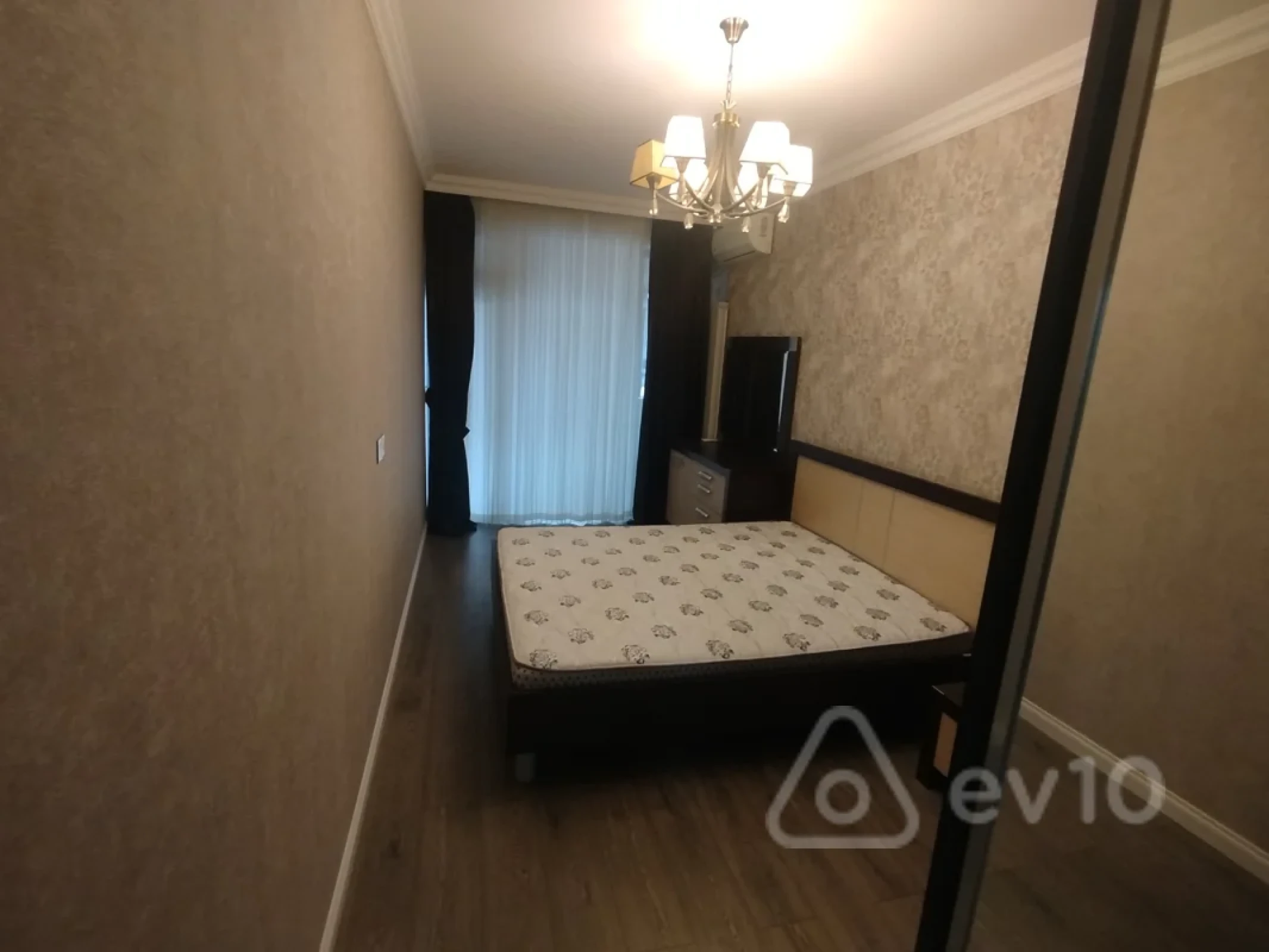 Kirayə verilir 2 otaqlı yeni tikili 65 m²