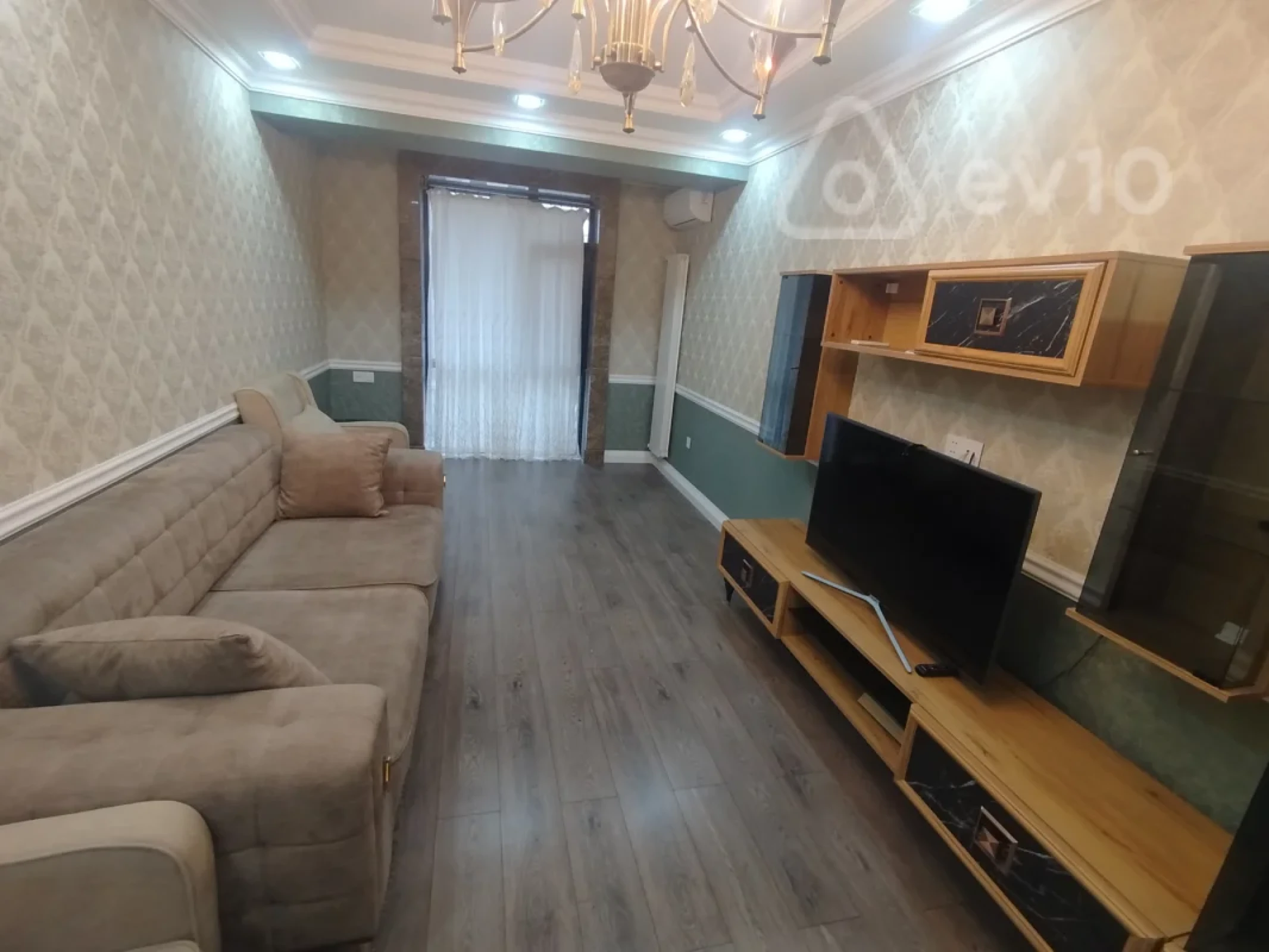 Kirayə verilir 2 otaqlı yeni tikili 65 m²