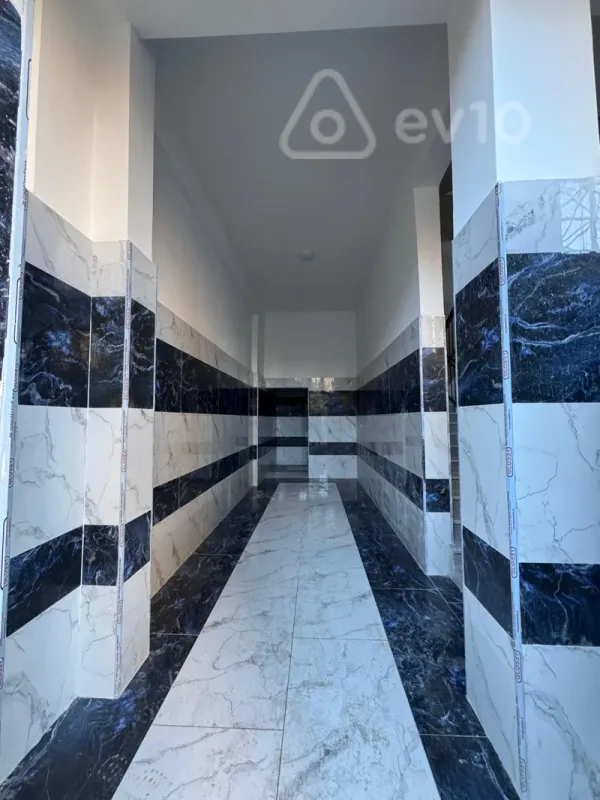 Kirayə verilir 2 otaqlı yeni tikili 74 m²