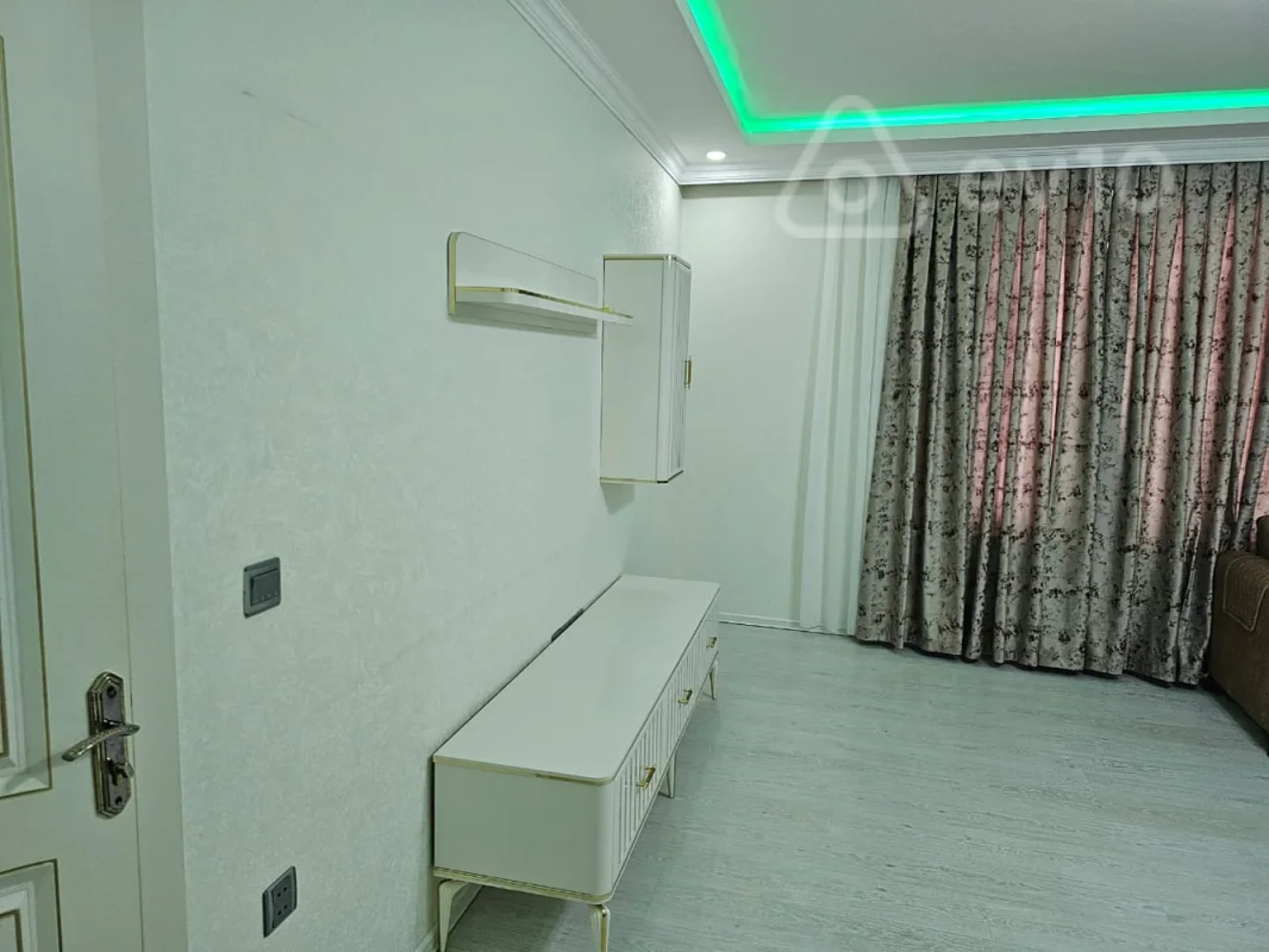 Kirayə verilir 3 otaqlı həyət evi 100 m²