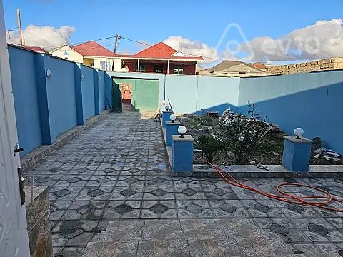 Kirayə verilir 3 otaqlı həyət evi 100 m²