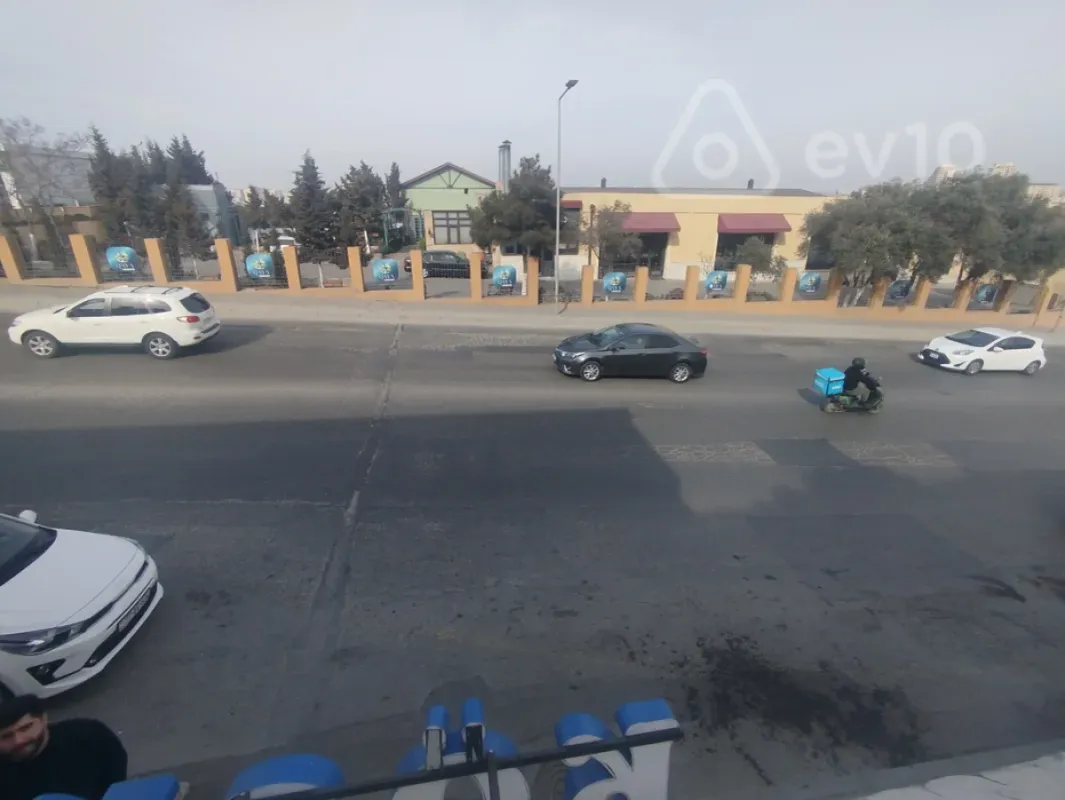 Satılır mənzil 45 m²