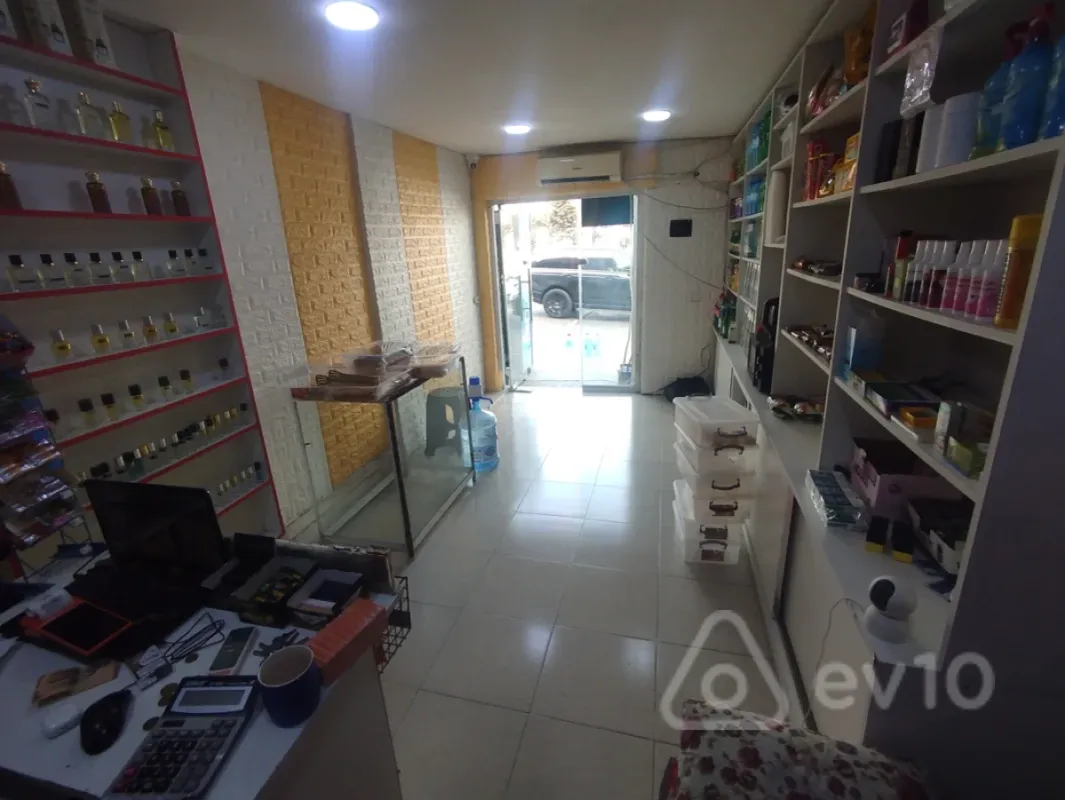 Satılır mənzil 45 m²