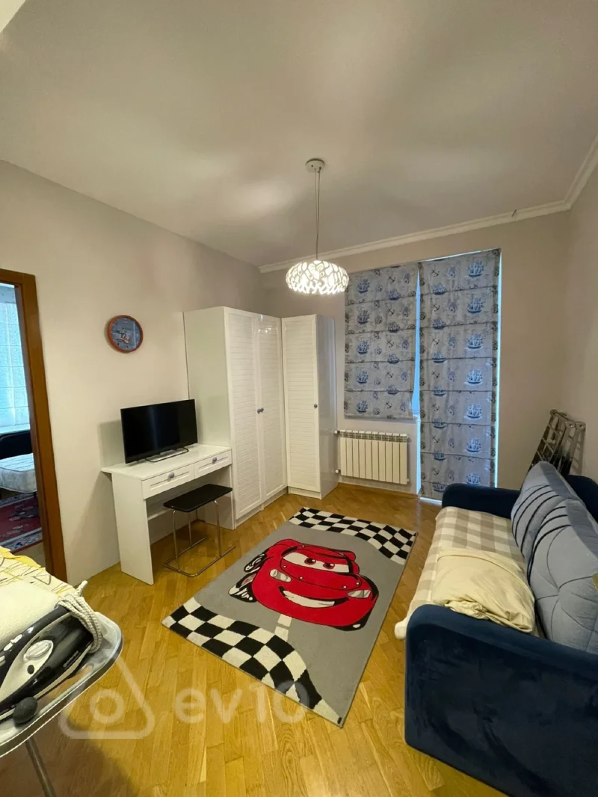 Kirayə verilir 4 otaqlı yeni tikili 150 m²