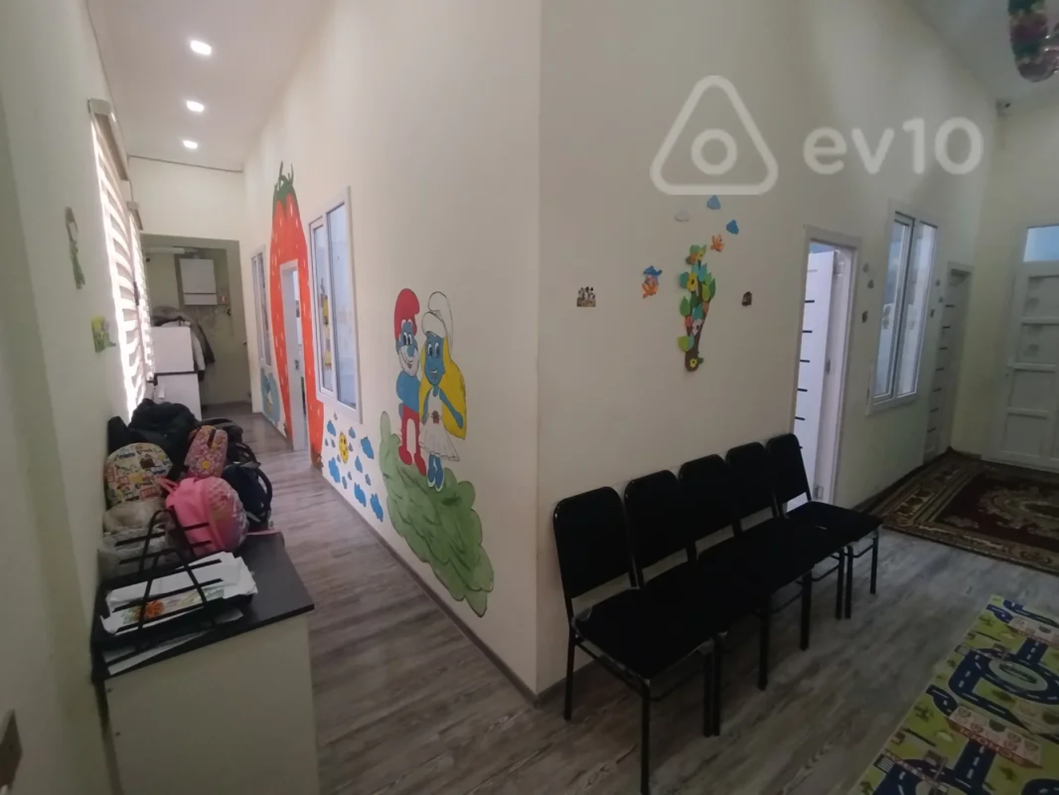 Satılır mənzil 210 m²