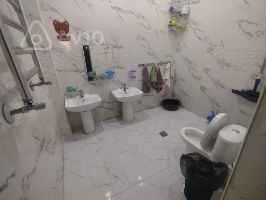 Satılır mənzil 210 m²