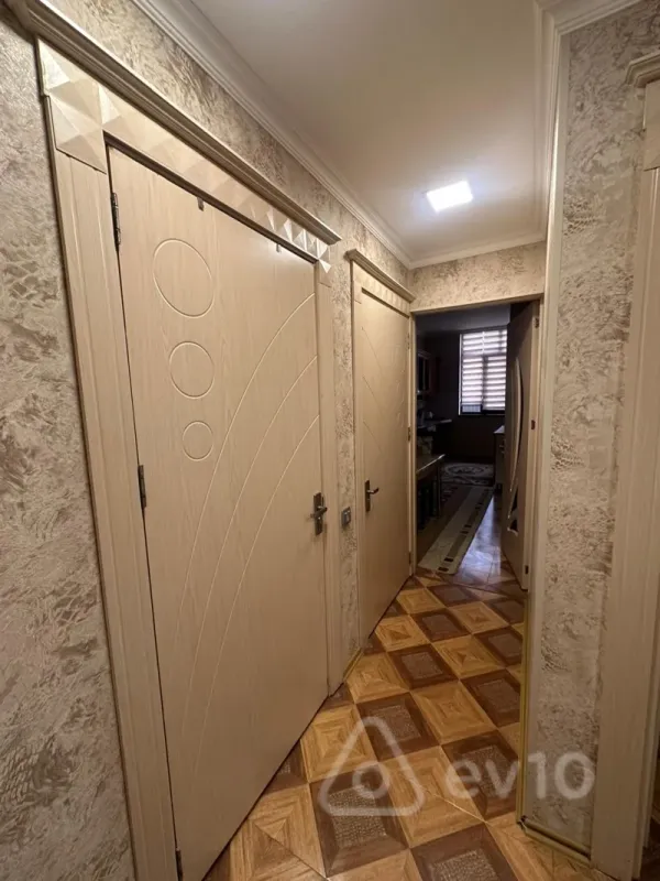 Kirayə verilir 3 otaqlı yeni tikili 70 m²