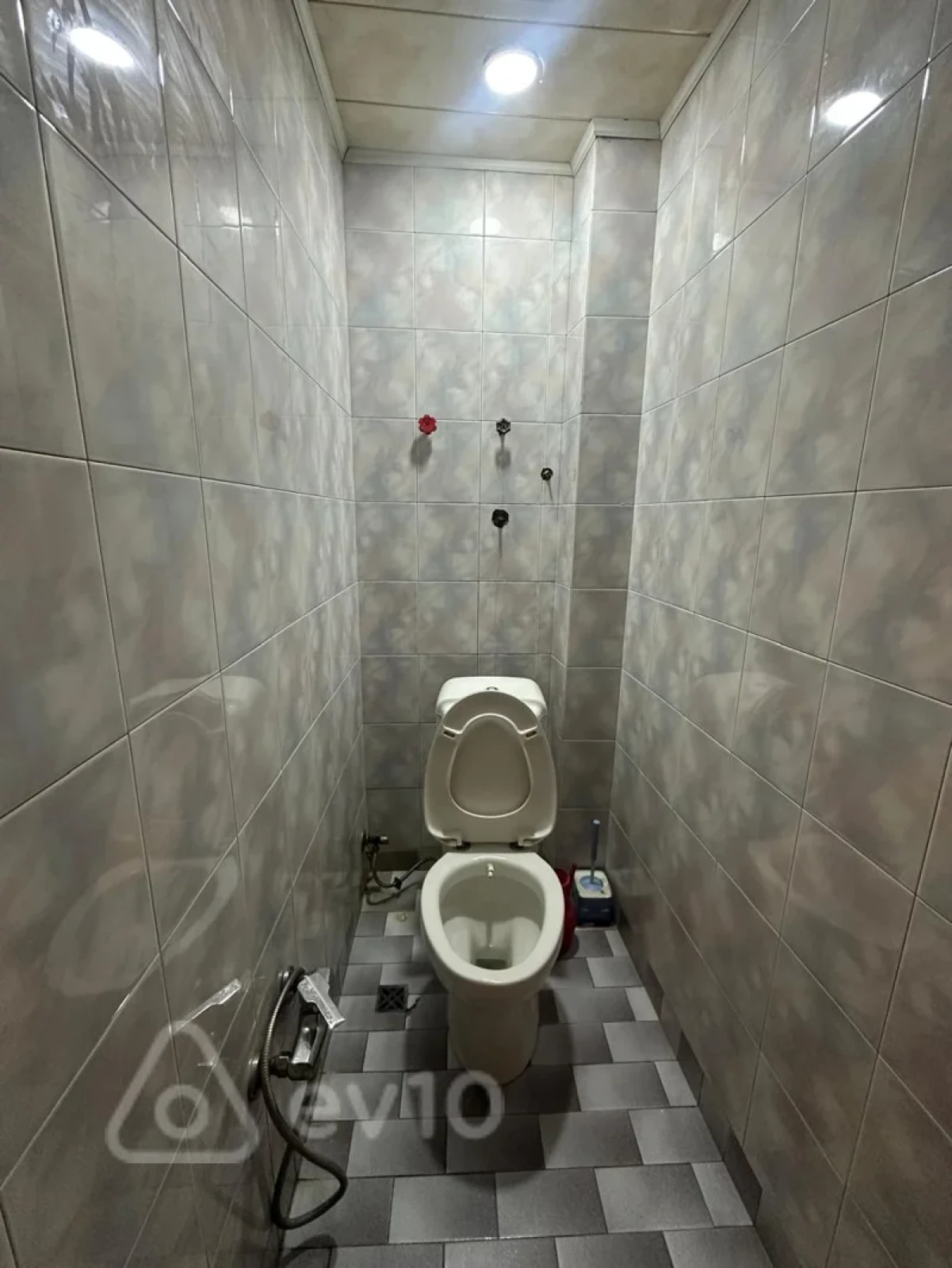 Kirayə verilir 3 otaqlı yeni tikili 70 m²