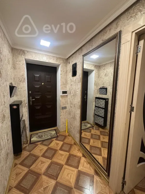 Kirayə verilir 3 otaqlı yeni tikili 70 m²