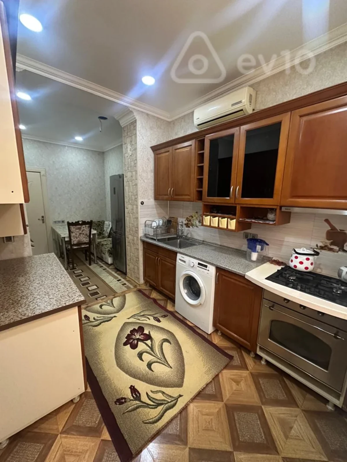 Kirayə verilir 3 otaqlı yeni tikili 70 m²