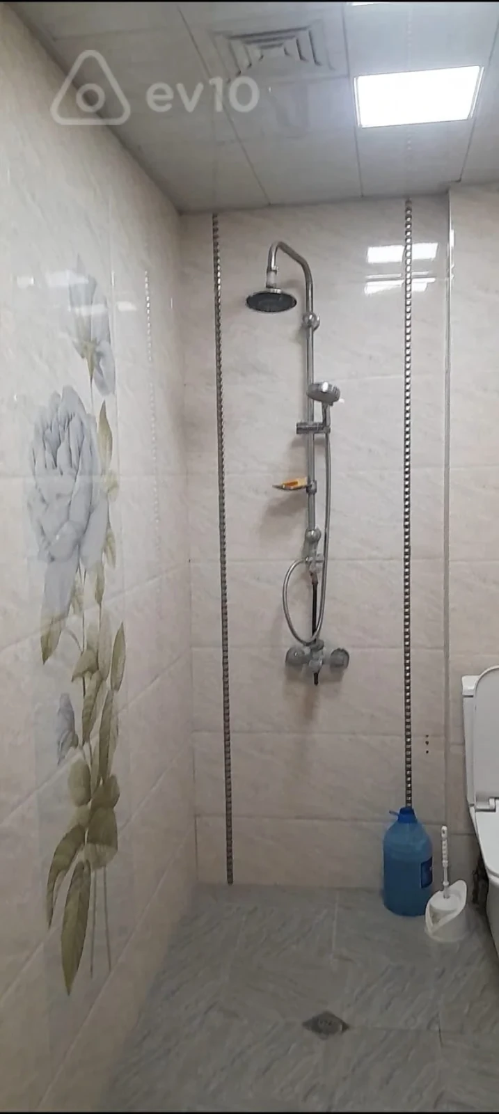 Kirayə verilir 3 otaqlı yeni tikili 70 m²