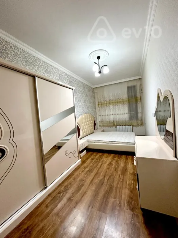 Kirayə verilir 2 otaqlı yeni tikili 60 m²