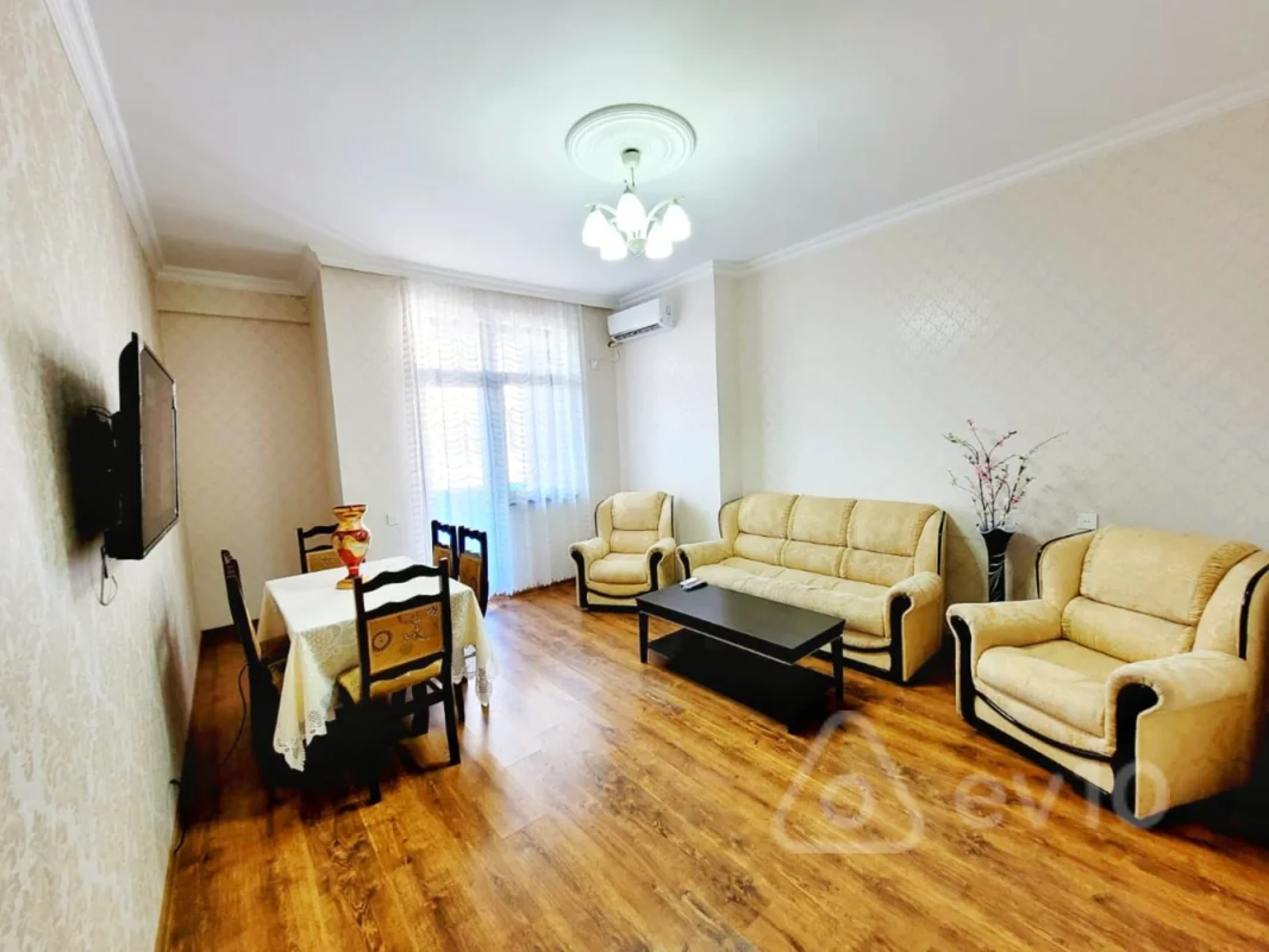 Kirayə verilir 2 otaqlı yeni tikili 60 m²
