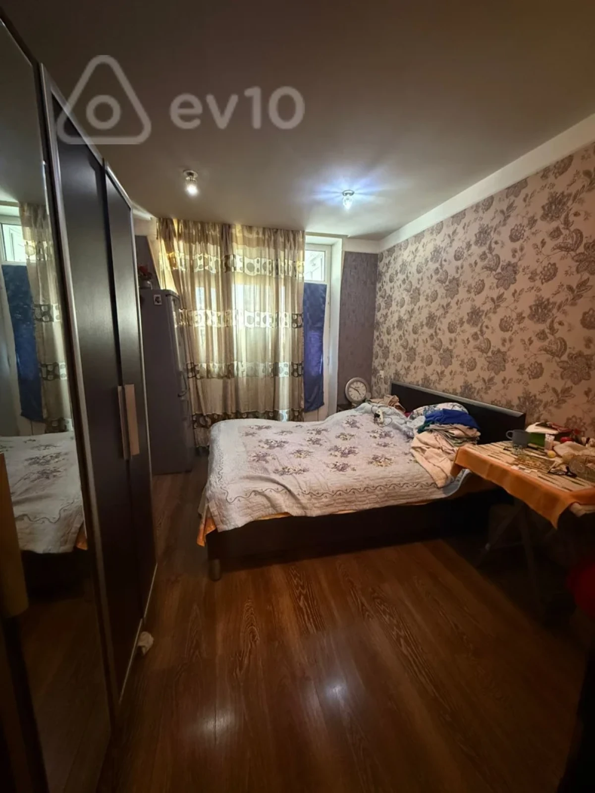 Satılır 3 otaqlı köhnə tikili 95 m²