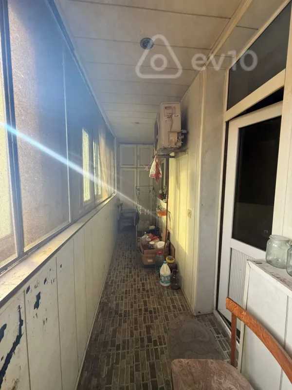 Satılır 3 otaqlı köhnə tikili 95 m²