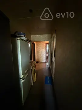 Satılır 3 otaqlı köhnə tikili 95 m²