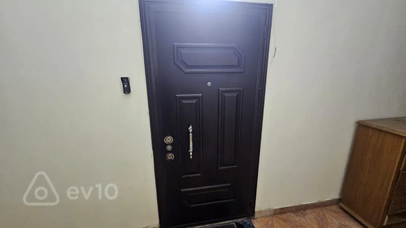 Kirayə verilir 3 otaqlı yeni tikili 128 m²