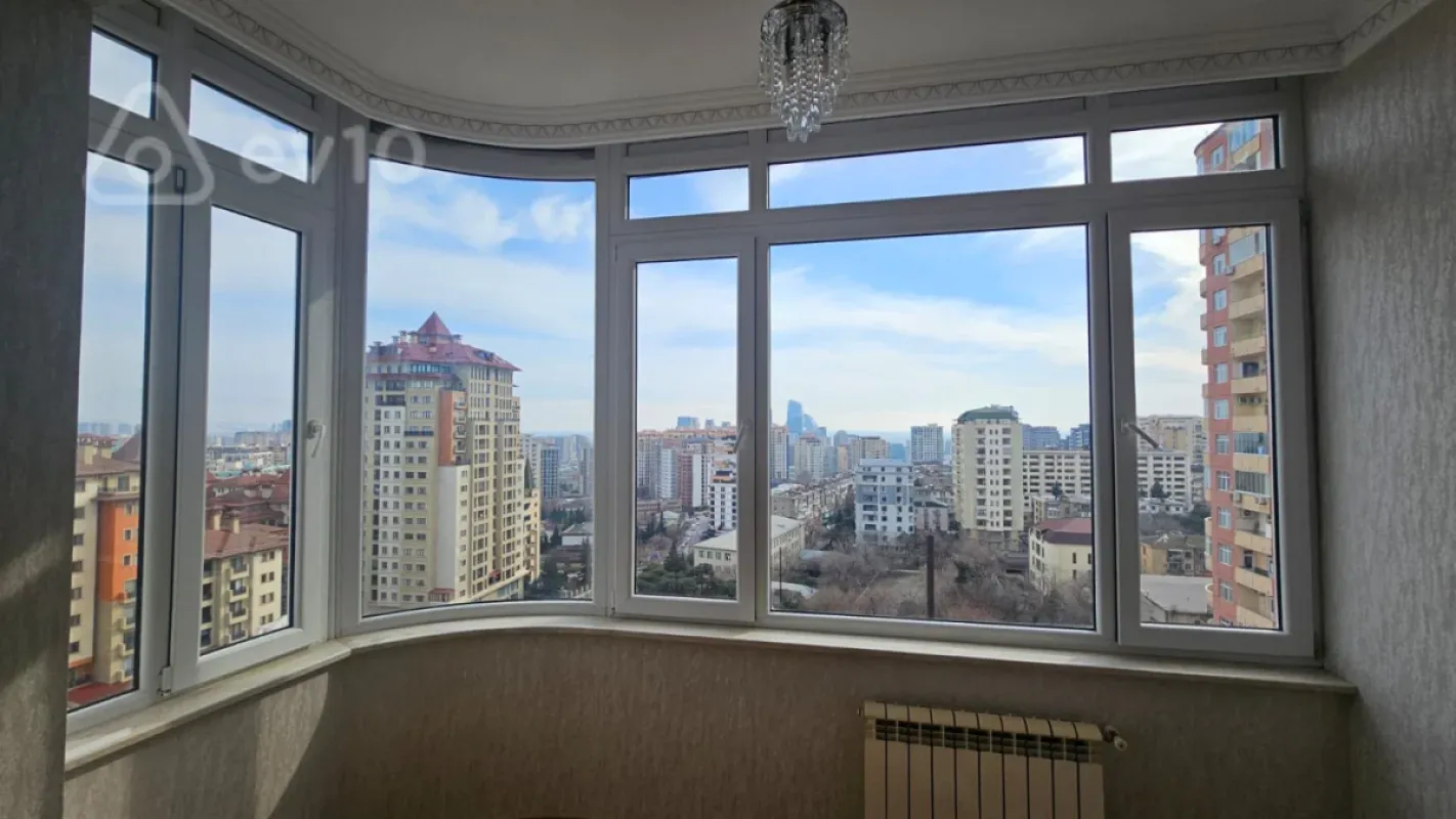 Kirayə verilir 3 otaqlı yeni tikili 128 m²