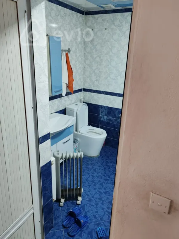 Satılır 5 otaqlı köhnə tikili 110 m²