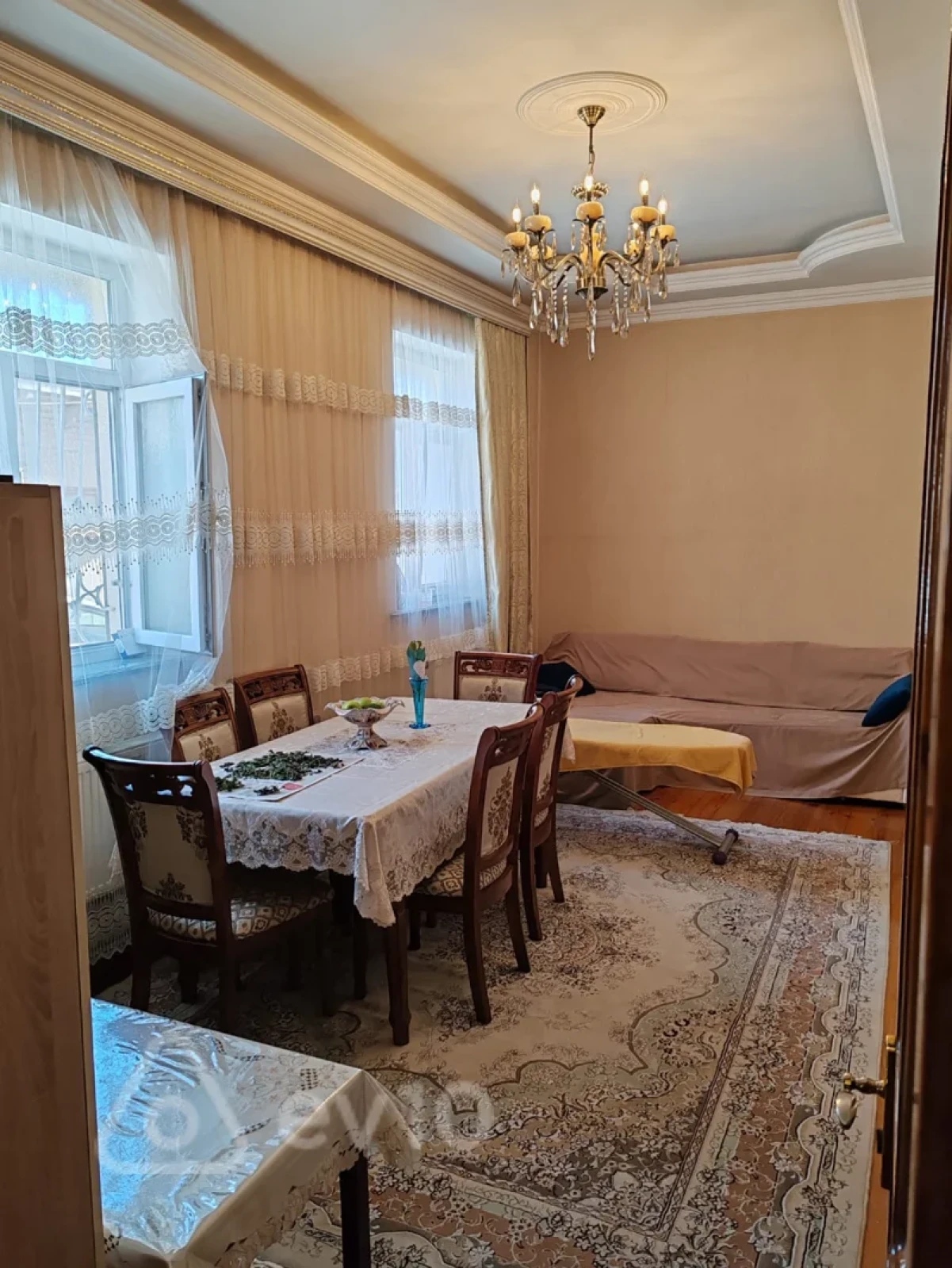 Satılır 5 otaqlı köhnə tikili 110 m²