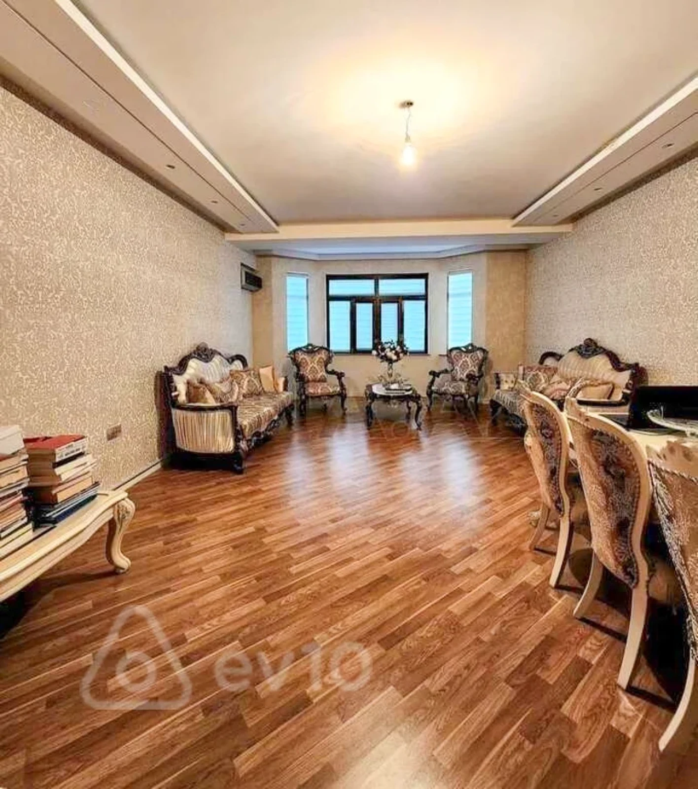 Kirayə verilir 4 otaqlı yeni tikili 180 m²