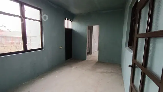 Satılır 6 otaqlı həyət evi 150 m²