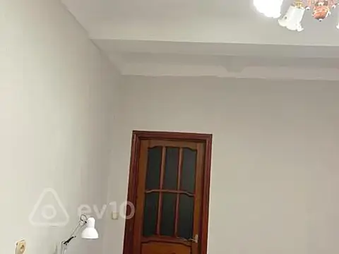 Kirayə verilir 2 otaqlı köhnə tikili 40 m²