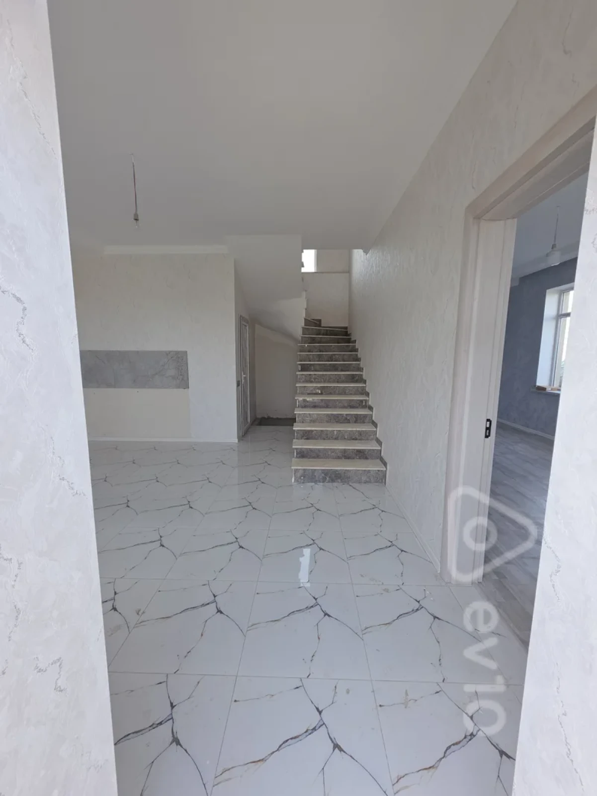 Satılır 5 otaqlı həyət evi 125 m²
