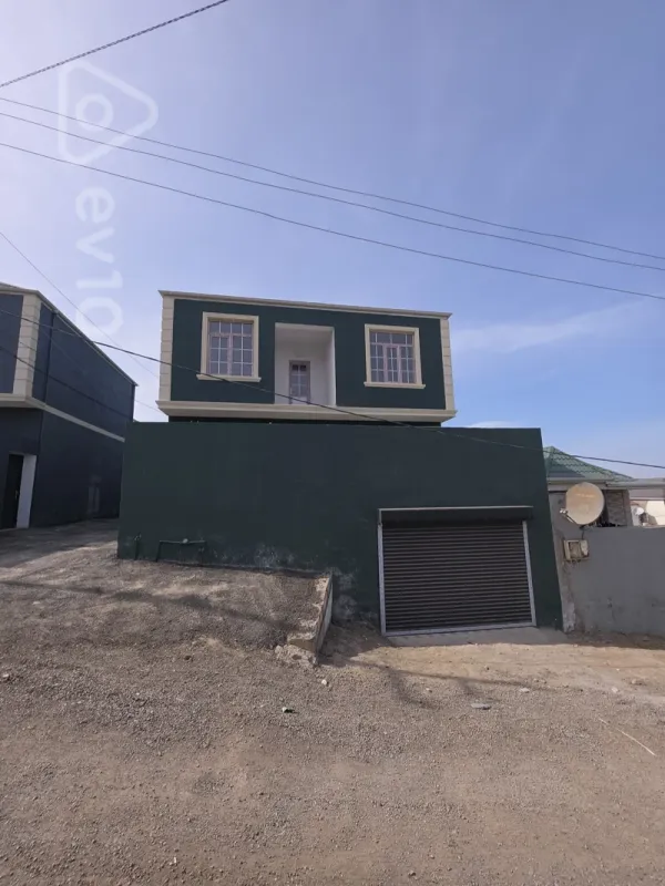 Satılır 5 otaqlı həyət evi 125 m²