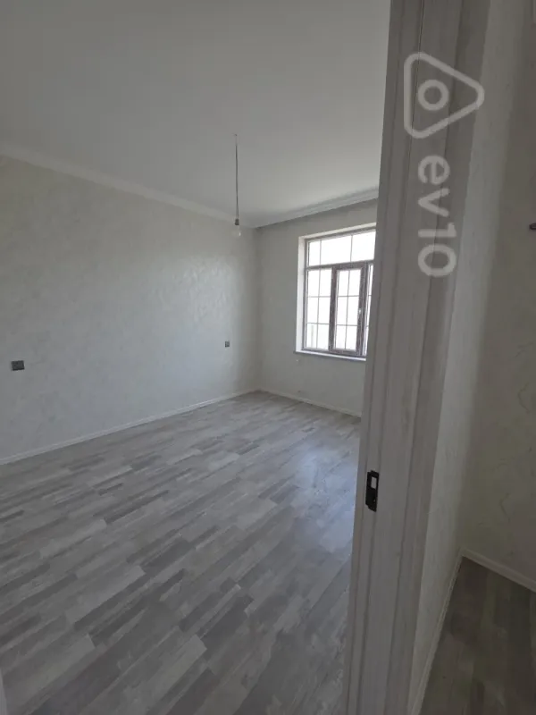 Satılır 5 otaqlı həyət evi 125 m²