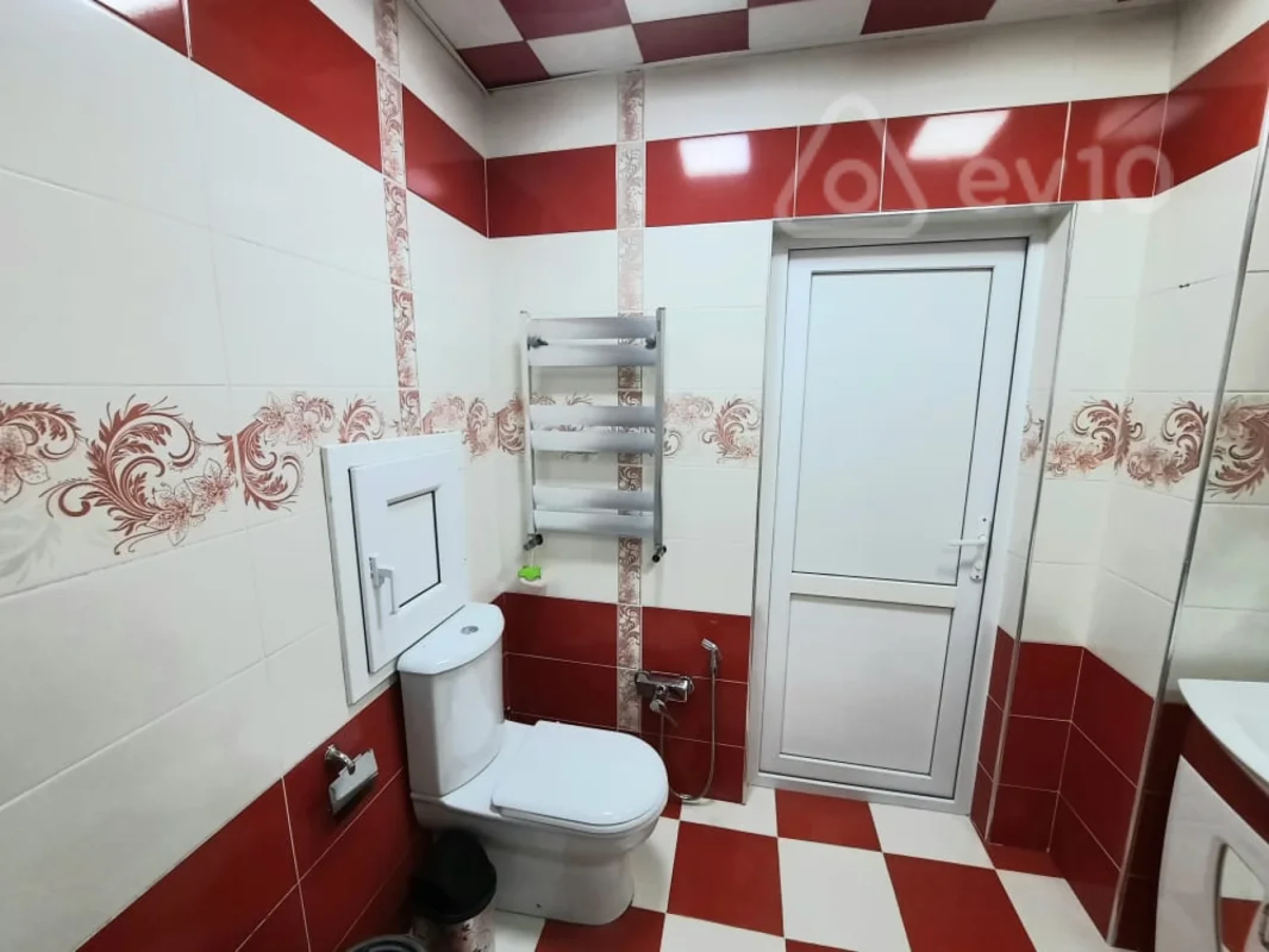Kirayə verilir 2 otaqlı yeni tikili 82 m²