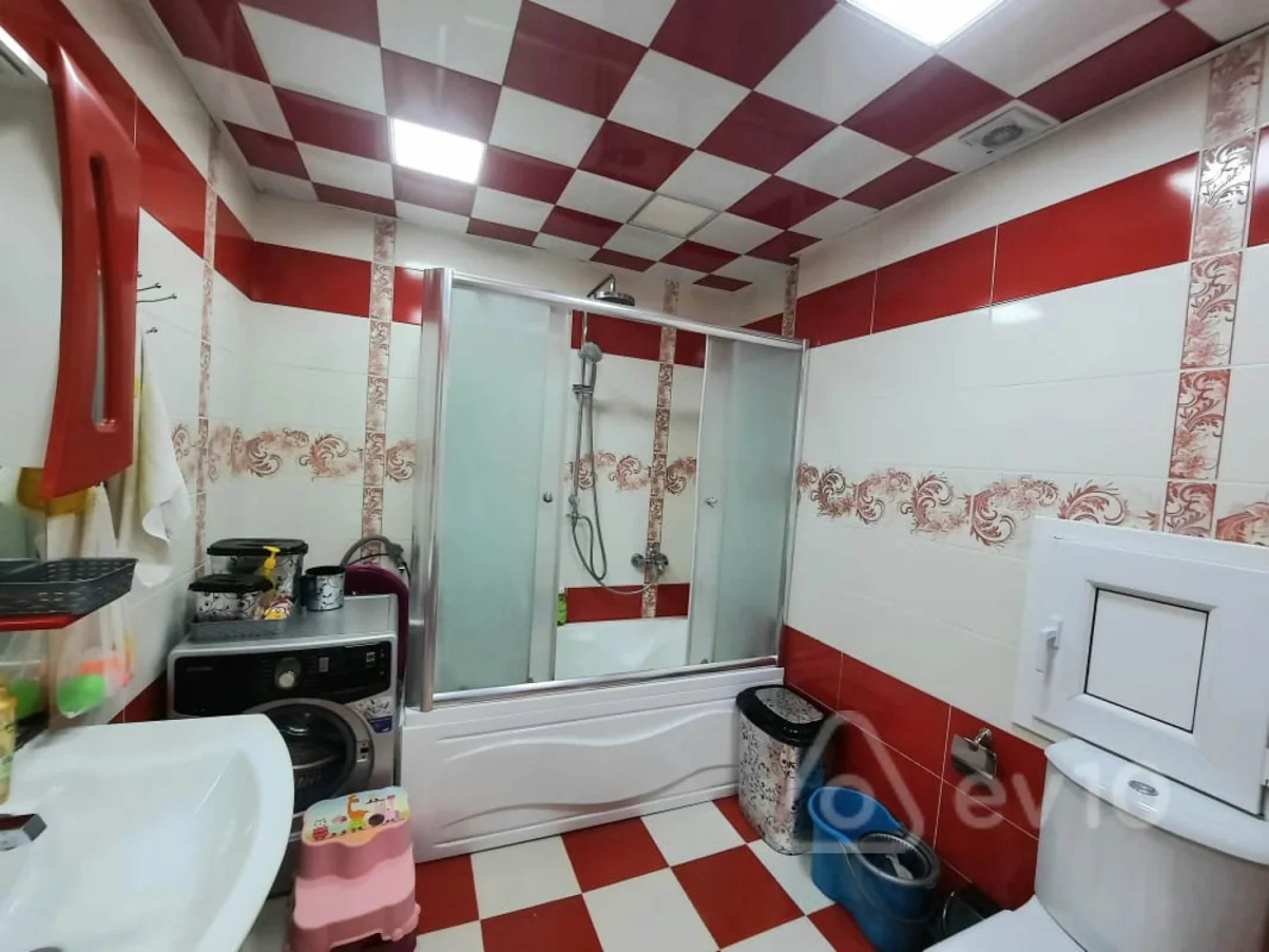 Kirayə verilir 2 otaqlı yeni tikili 82 m²