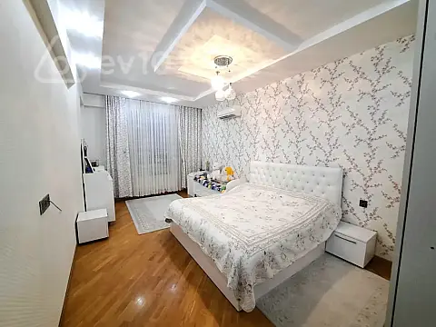 Kirayə verilir 2 otaqlı yeni tikili 82 m²