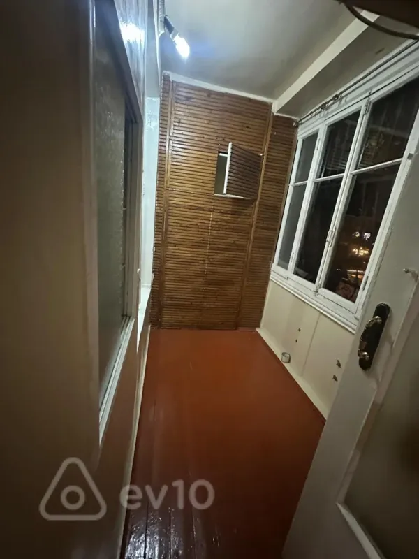 Kirayə verilir 3 otaqlı köhnə tikili 80 m²