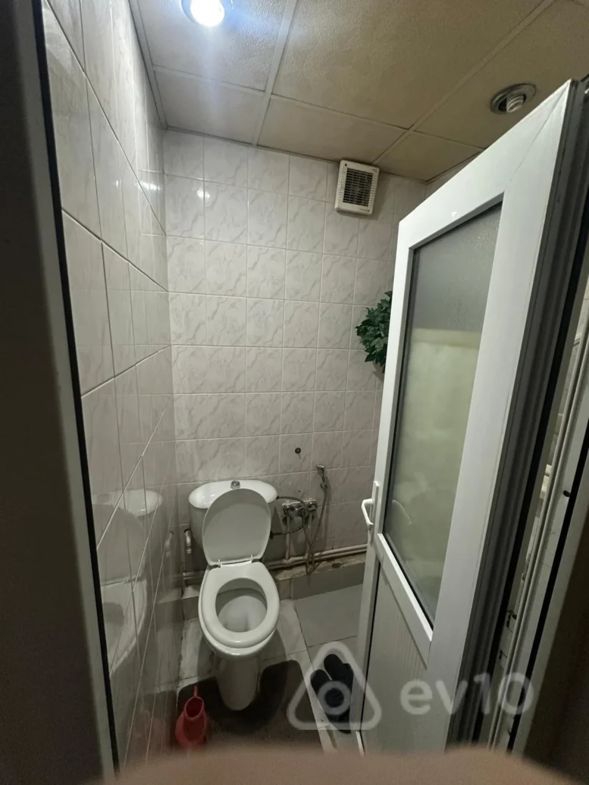 Kirayə verilir 3 otaqlı köhnə tikili 80 m²