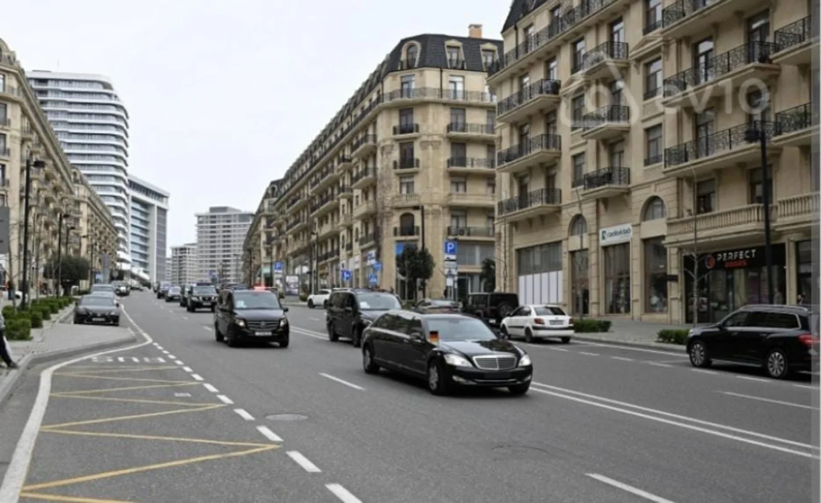 Satılır 3 otaqlı yeni tikili 136 m²