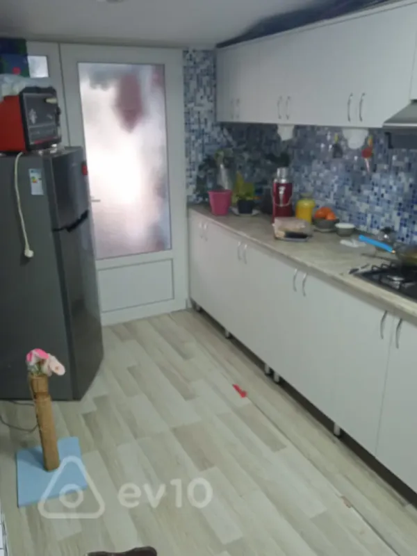 Kirayə verilir 2 otaqlı yeni tikili 75 m²