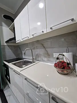 Kirayə verilir 2 otaqlı yeni tikili 76 m²