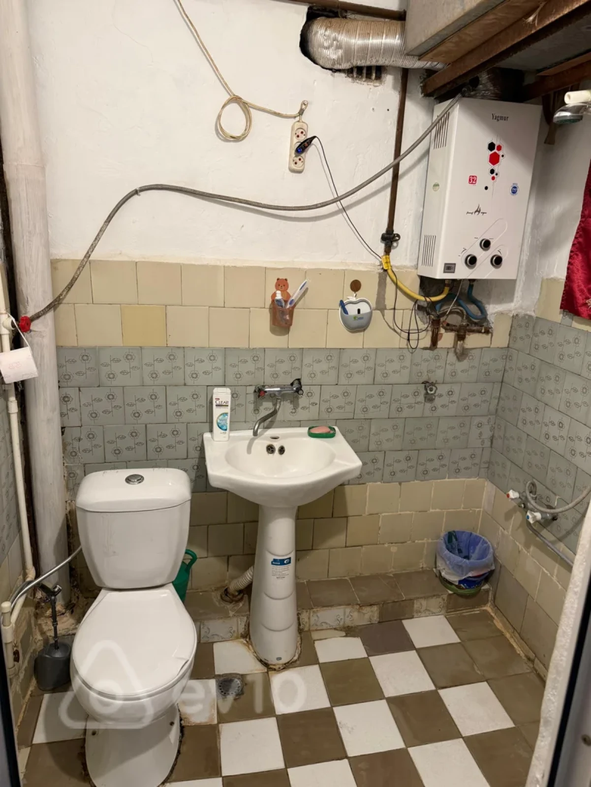 Kirayə verilir 2 otaqlı köhnə tikili 35 m²