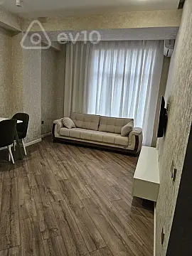 Kirayə verilir 2 otaqlı yeni tikili 54 m²