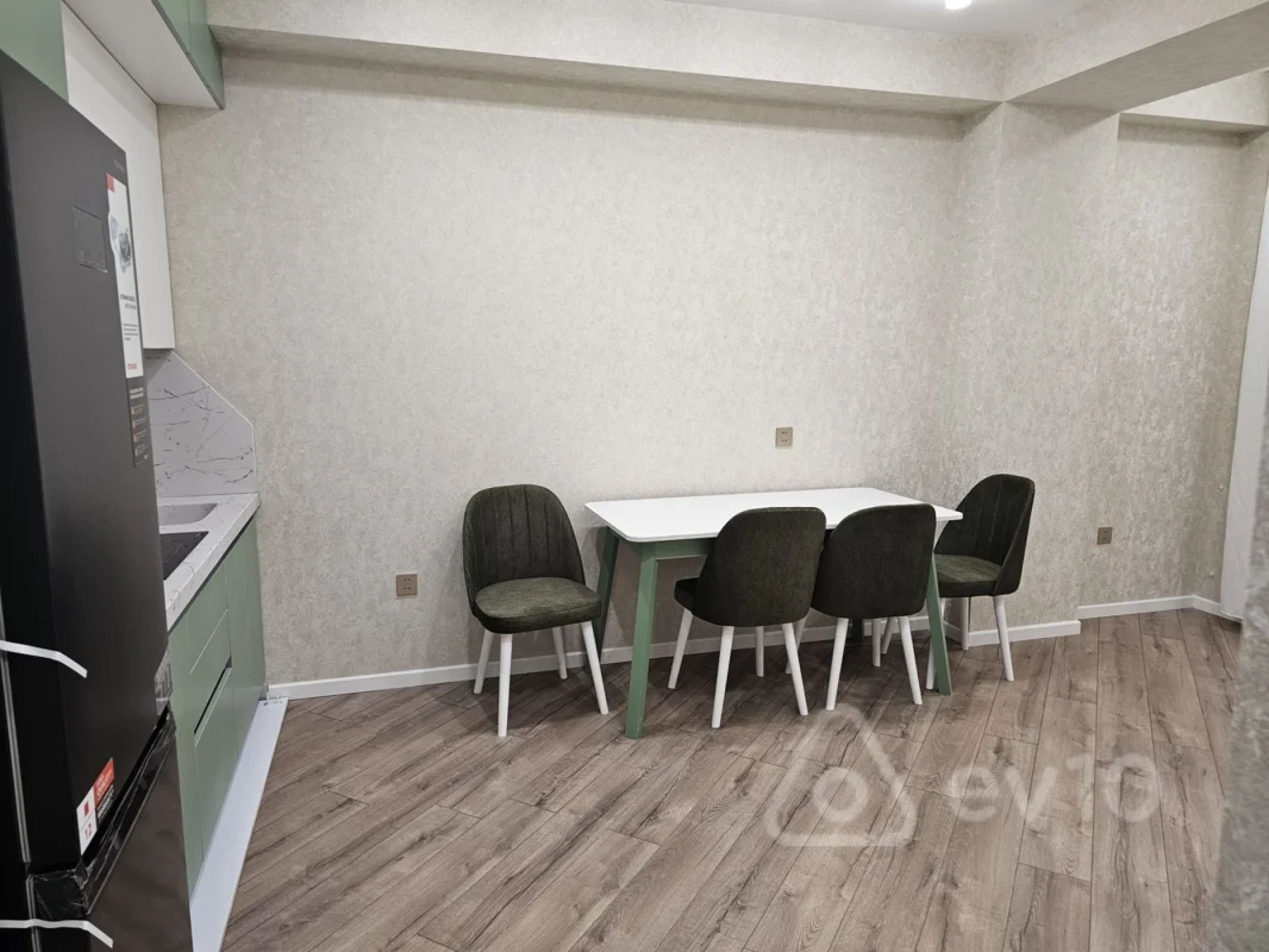 Kirayə verilir 2 otaqlı yeni tikili 54 m²