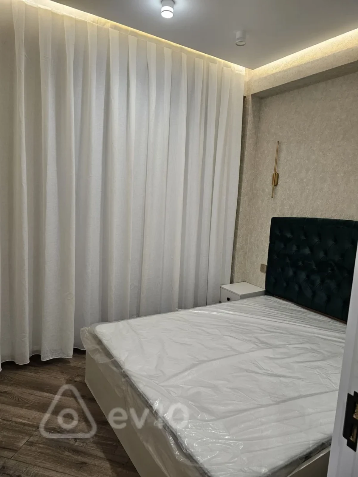 Kirayə verilir 2 otaqlı yeni tikili 54 m²