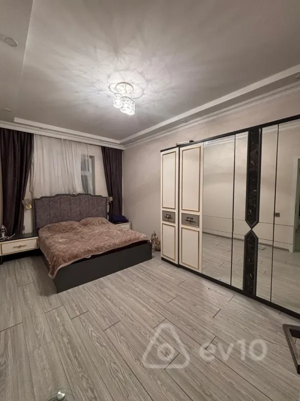 Satılır 4 otaqlı həyət evi 110 m²
