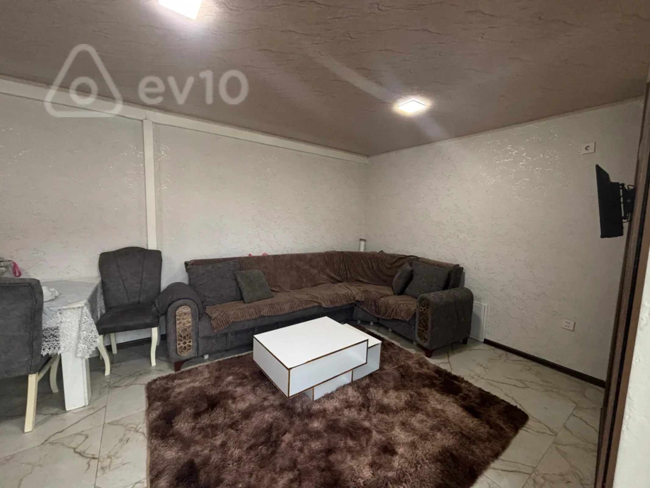 Satılır 4 otaqlı həyət evi 110 m²