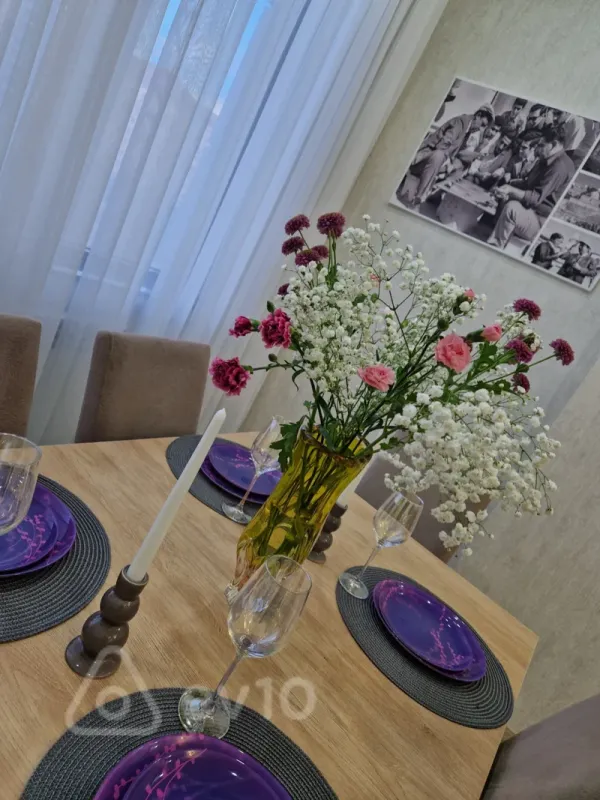 Kirayə verilir 2 otaqlı yeni tikili 75 m²