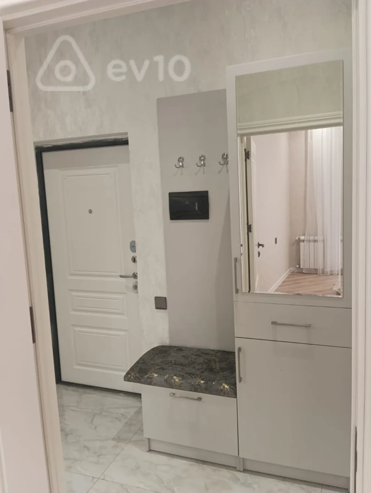 Kirayə verilir 3 otaqlı yeni tikili 70 m²