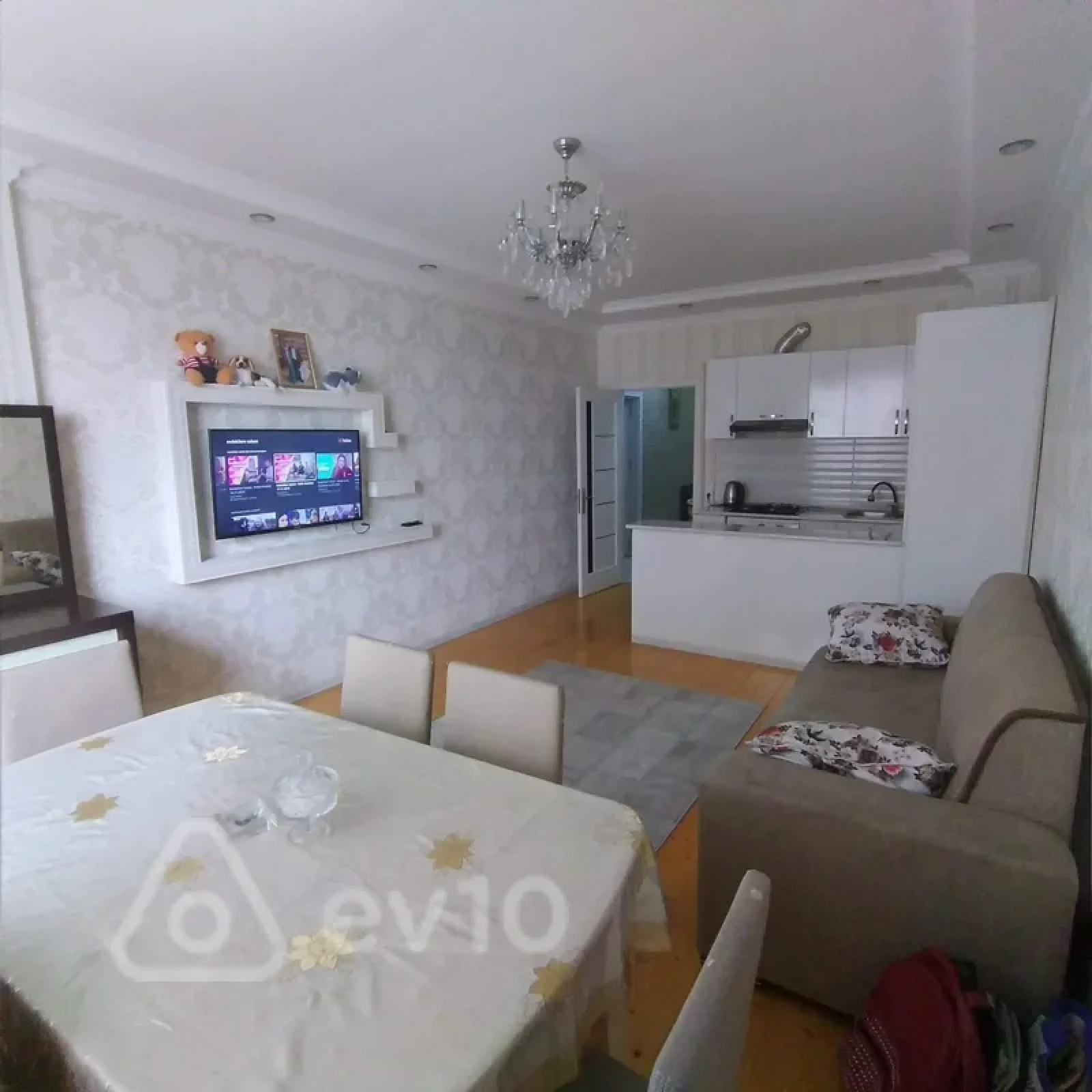 Kirayə verilir 3 otaqlı yeni tikili 80 m²