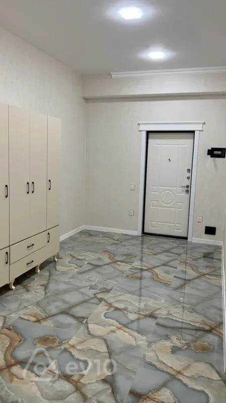 Kirayə verilir 3 otaqlı yeni tikili 110 m²