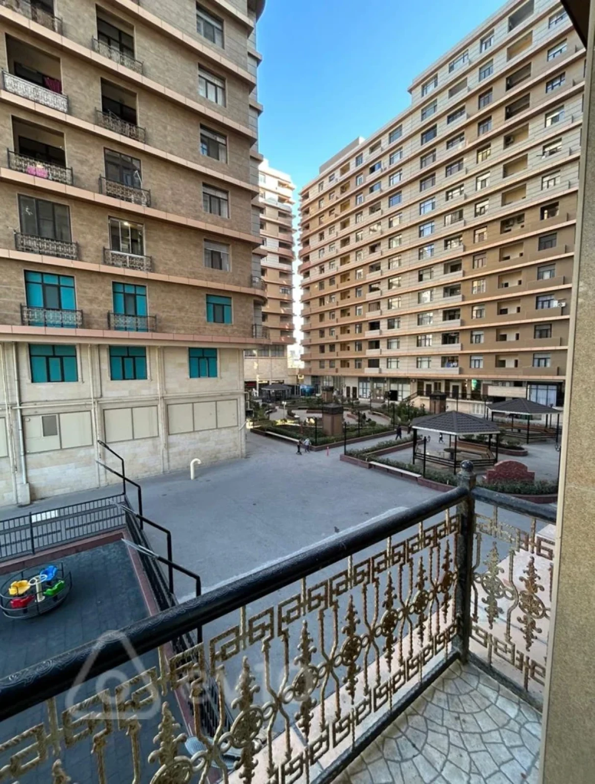 Kirayə verilir 2 otaqlı yeni tikili 60 m²